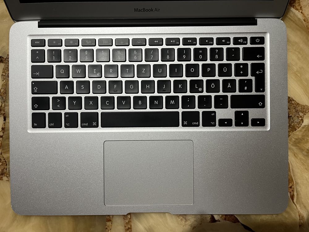 Laptop Apple Macbook Air (13-inch, Early 2015)