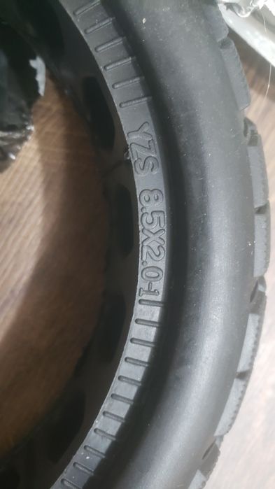 Бандажни гуми за Ел. Тротинетка  [8,5x2.0 инча].