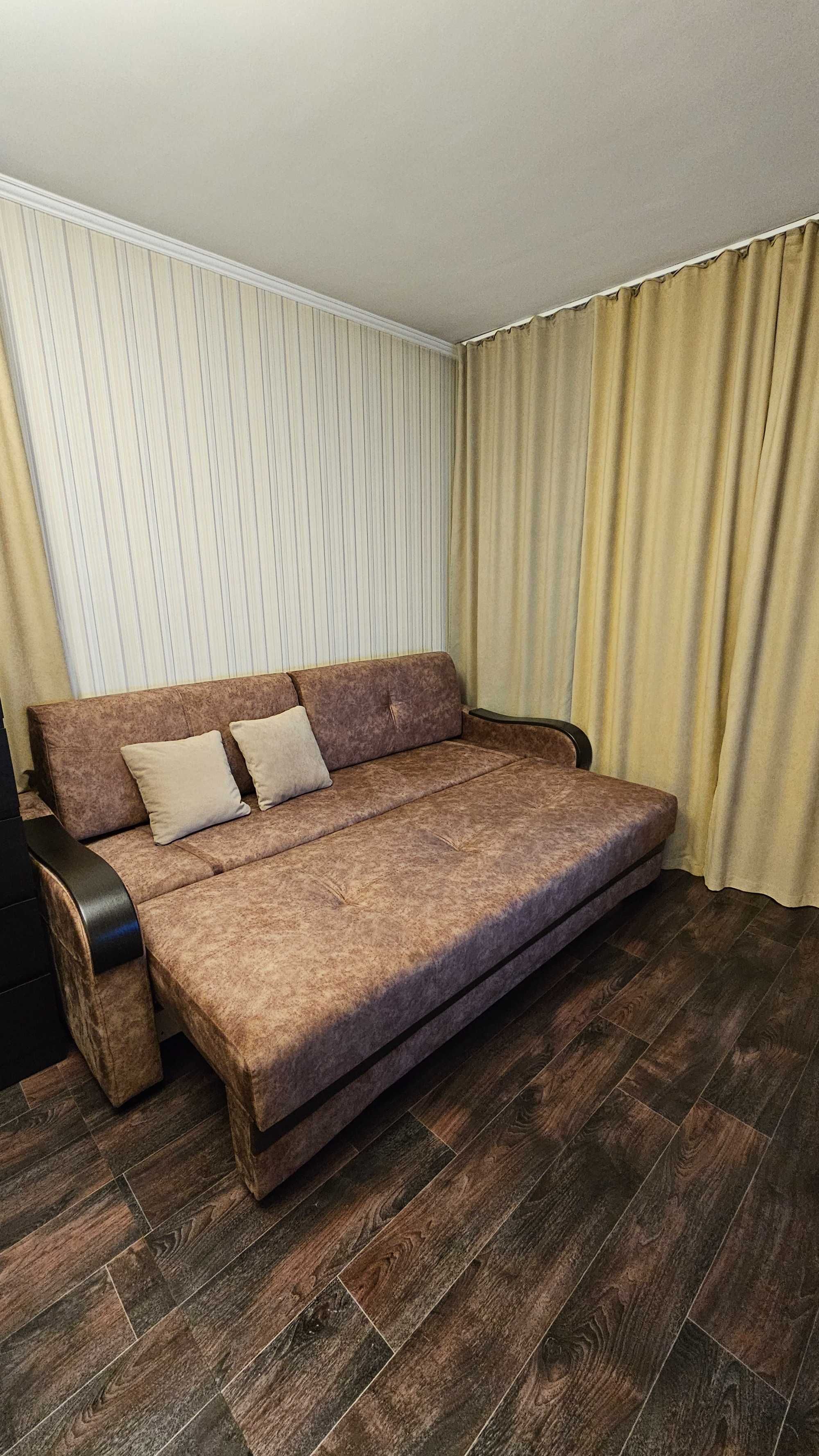 Продам диван 200*140 (см) (пр-во Белорусия)