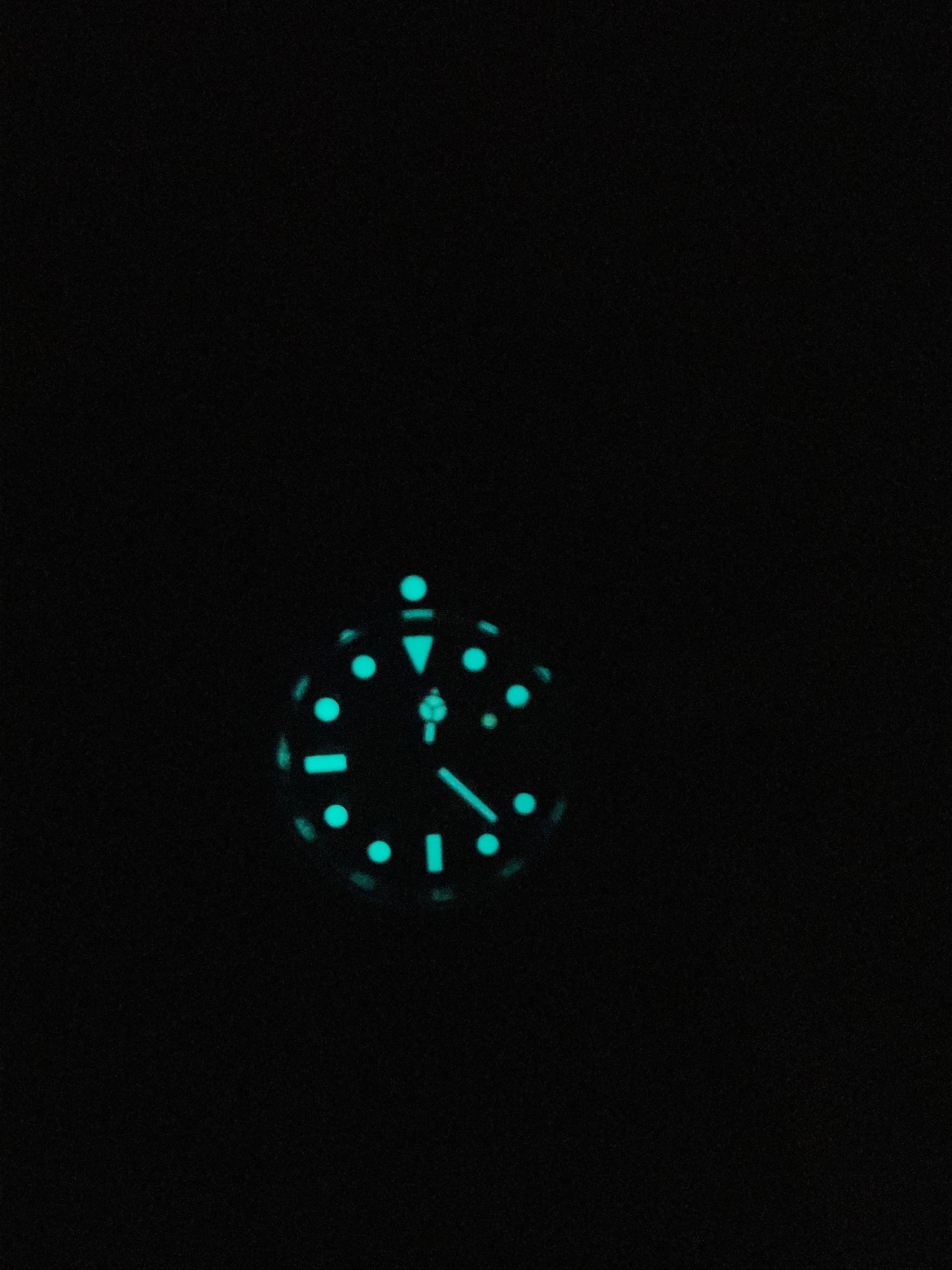 Чисто нов Rolex Submariner 40 mm