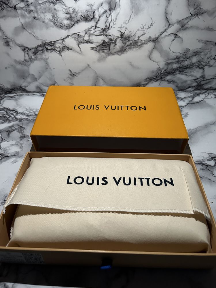 Louis Vuitton женска чанта!