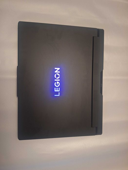 Laptop Lenovo Legion Pro 7 16IAX10H Intel® 64 GB, 2TB SSD, RTX 5090