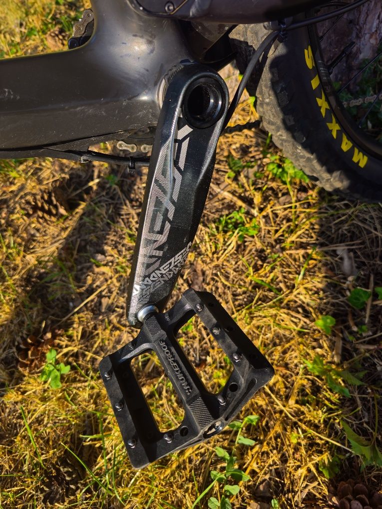 Bicicleta Canyon Spectral CF 9.0 marimea L
