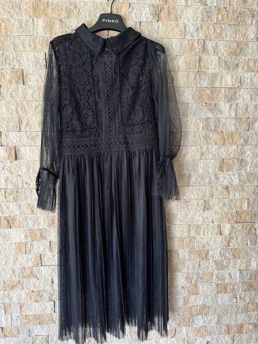 Rochie din tull si dantela