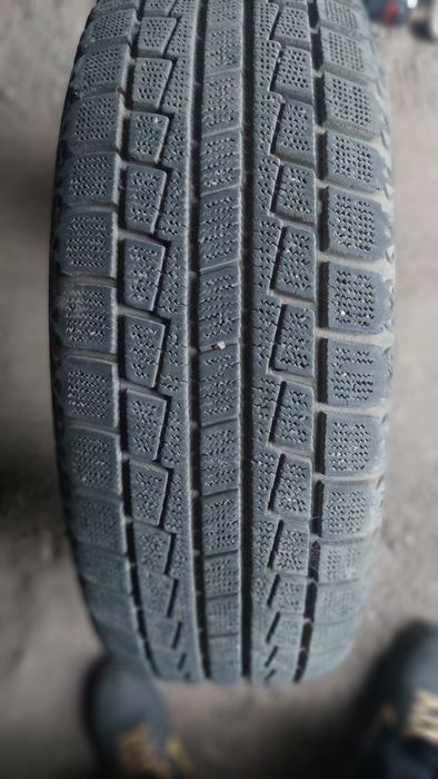 Продам на 15 один баллон 195.65.. Датчик ДРМВ на Ваз.