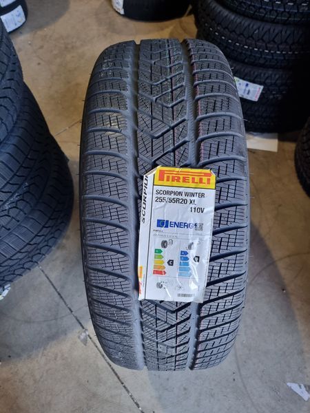 255/55/20 PIRELLI 4бр