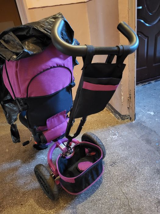 Tricicleta pentru copii