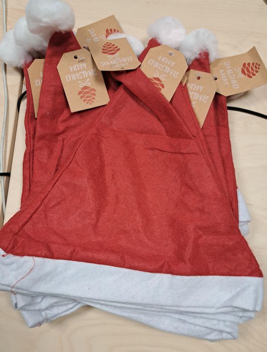 Vand set 50 buc căciula Crăciun