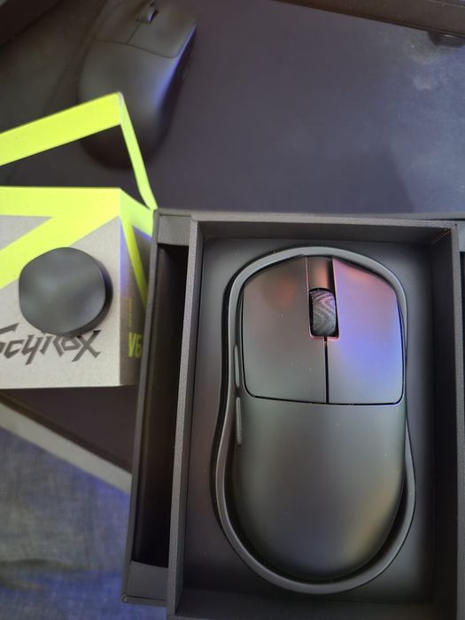 Scyrox V6 mouse gaming wireless