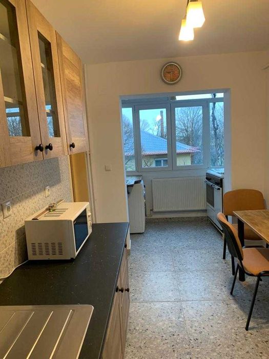 DE ÎNCHIRIAT: Apartament 3 camere Copou, Colegiul Negruzzi