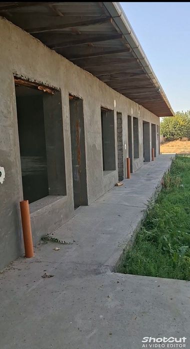 Кибрайда нотурар жой сотилади. Ер майдони 68 соток