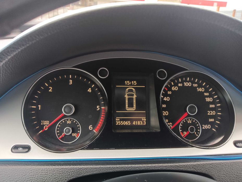 Vând VW Passat 2010