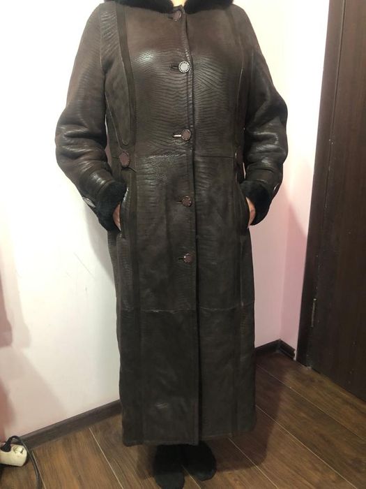 Срочно продам женскую дублёнку и видеокамера