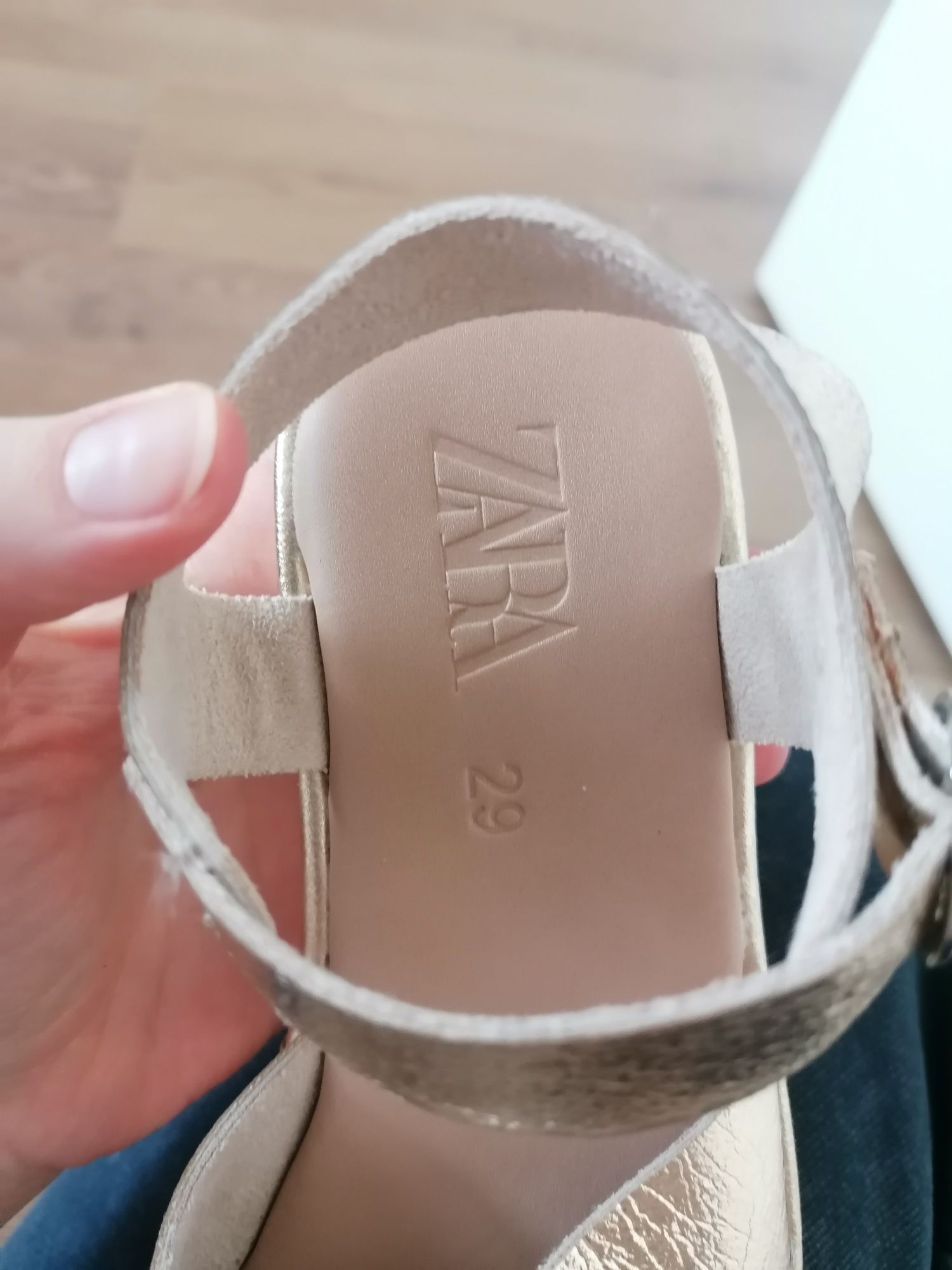 Sandale Zara mas 29