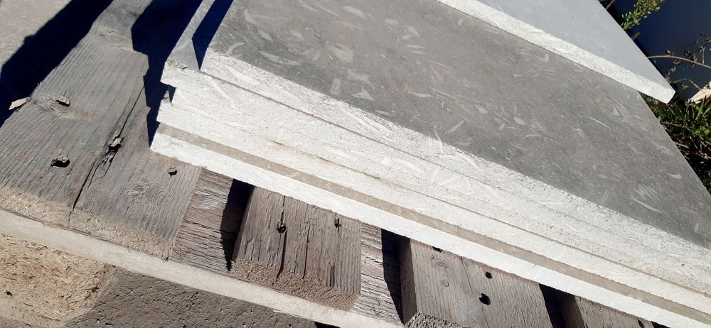 Мраморни плочи , гранитни первази, настилка и/или облицовка