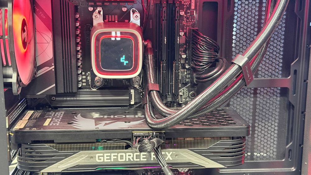 Hope Amanet P7 Unitate PC Gaming AMD Ryzen 5 7600X GeForceRTX 3070 8GB