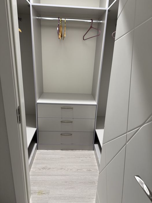 Продается новая большая квартира в новостройке в отличном месте