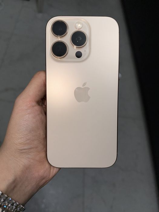 Iphone 16 pro gold , 256 gb , in garantie