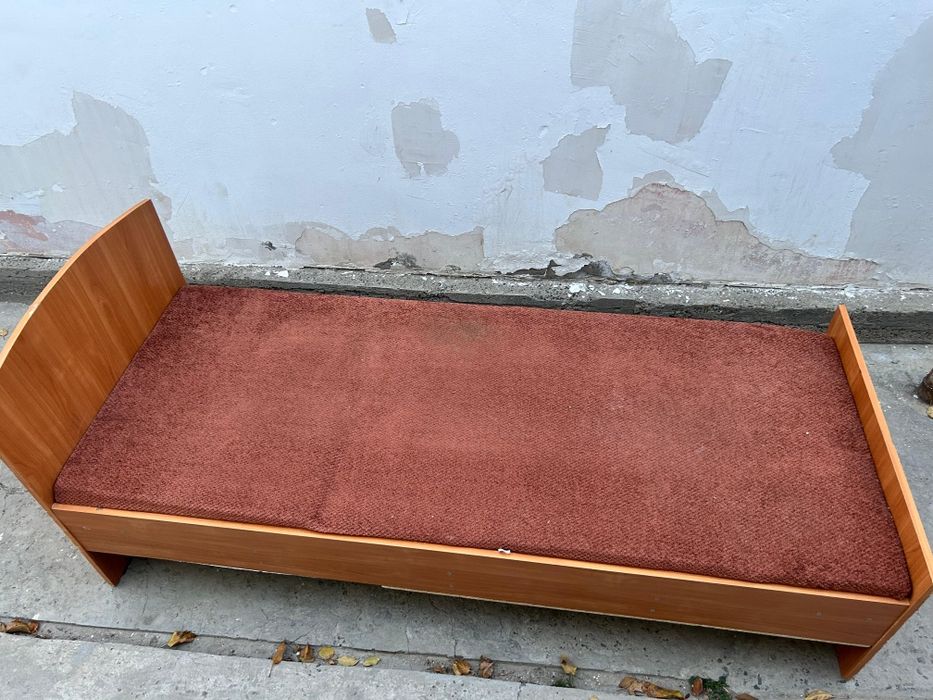 Бір адамдық диван