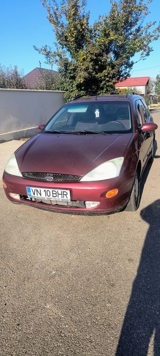 Ford focus 1.6 benzina 101 cai , fara asigurare și ITP,