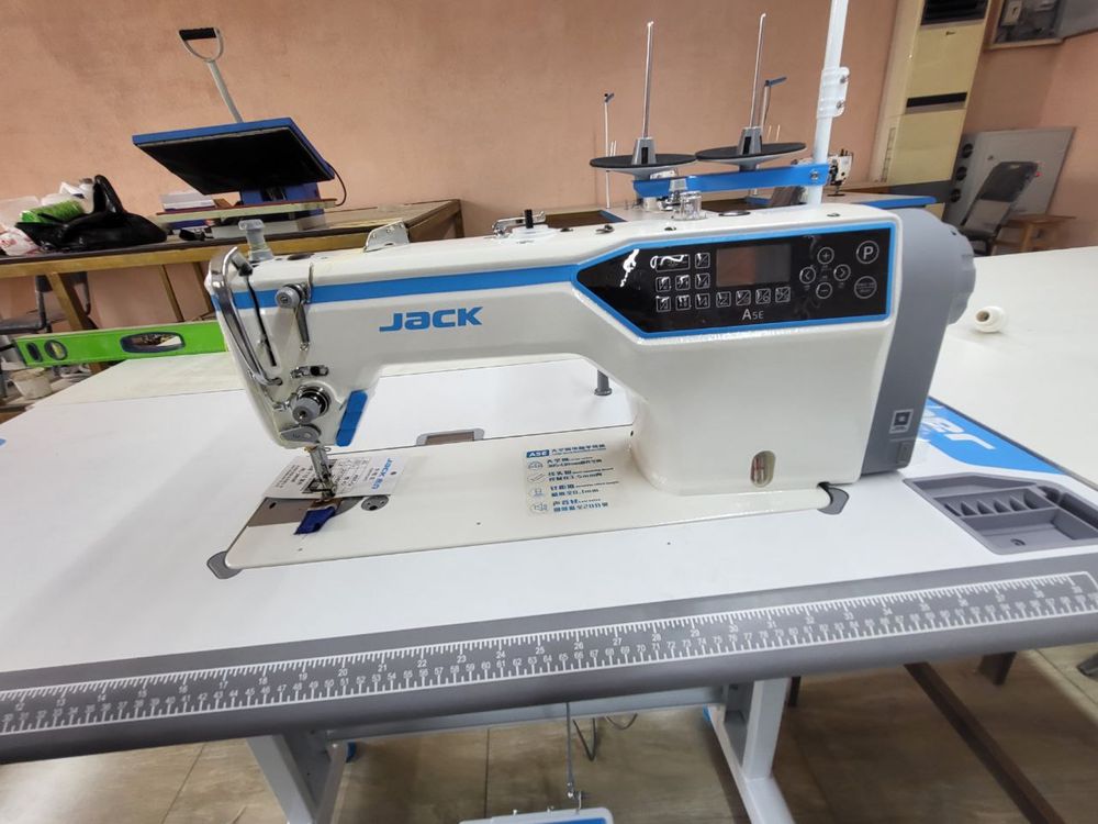 Jack tikuv moshinalari sotiladi hamma modellaridan bor yengi karobkada