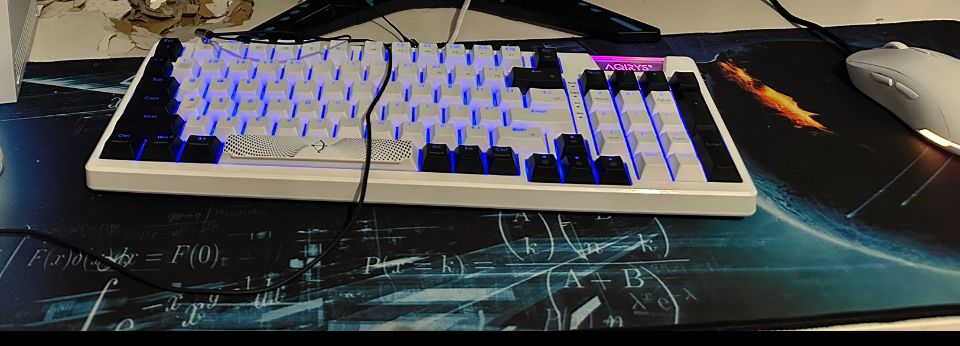 Vand tastatura si mouse