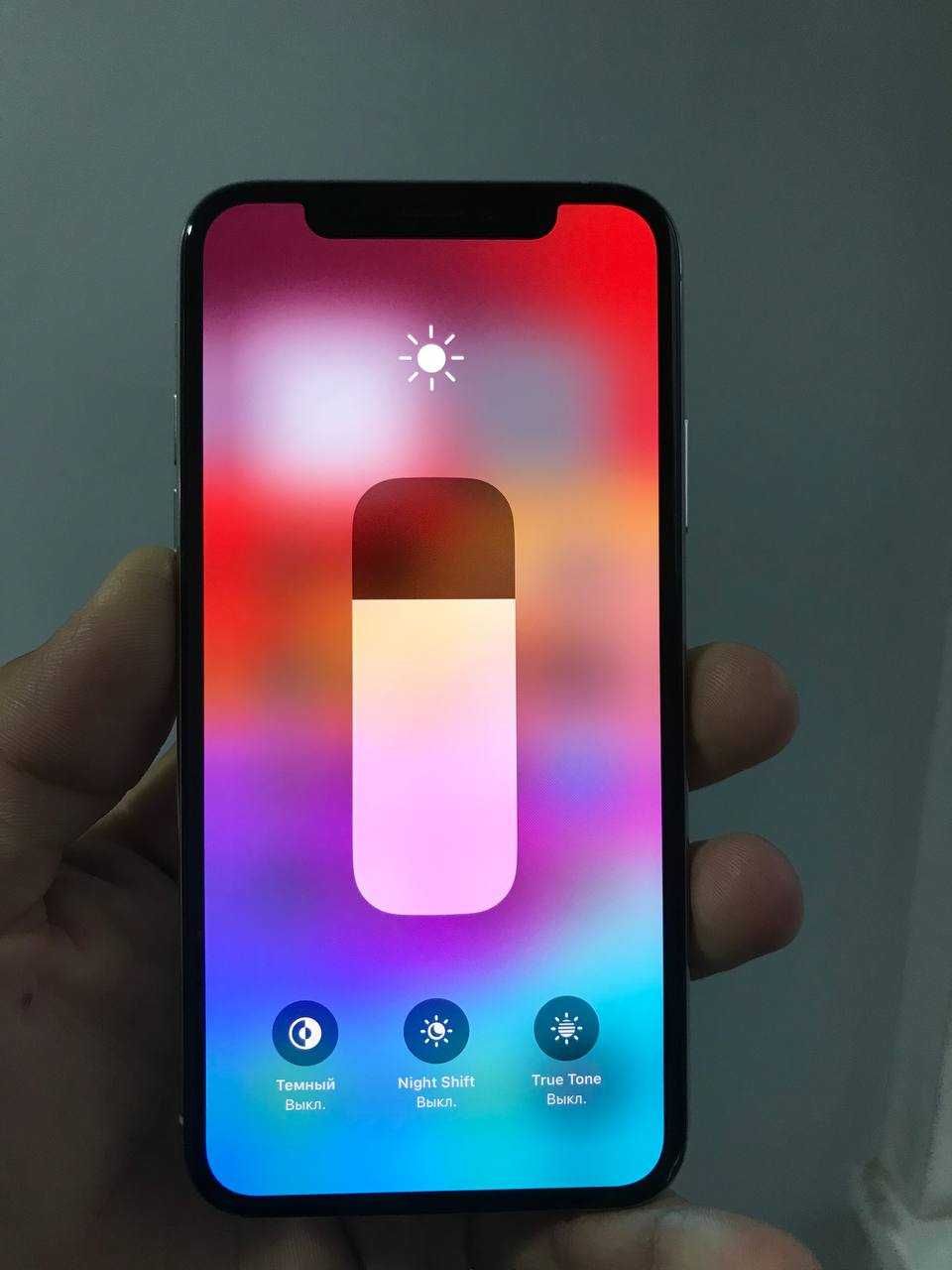 iphone xs uta tiniq xolatda 64 76%