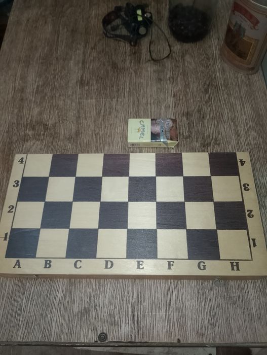 Шахматы новые.деревянные фигурки резные пр-во СССР