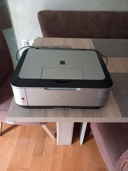 Продавам мултифункционално устройство  3в1 Саnon MP620