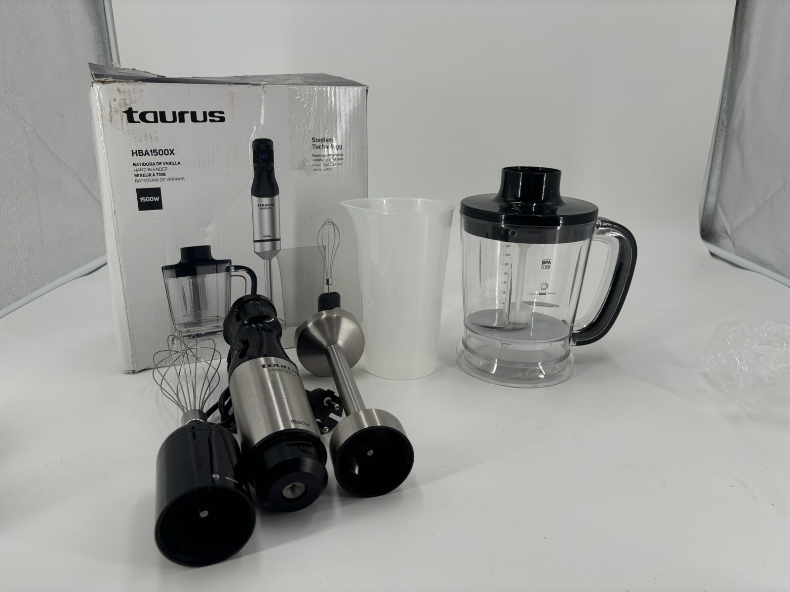 Чисто нов пасатор чопър миксер TAURUS 1500w