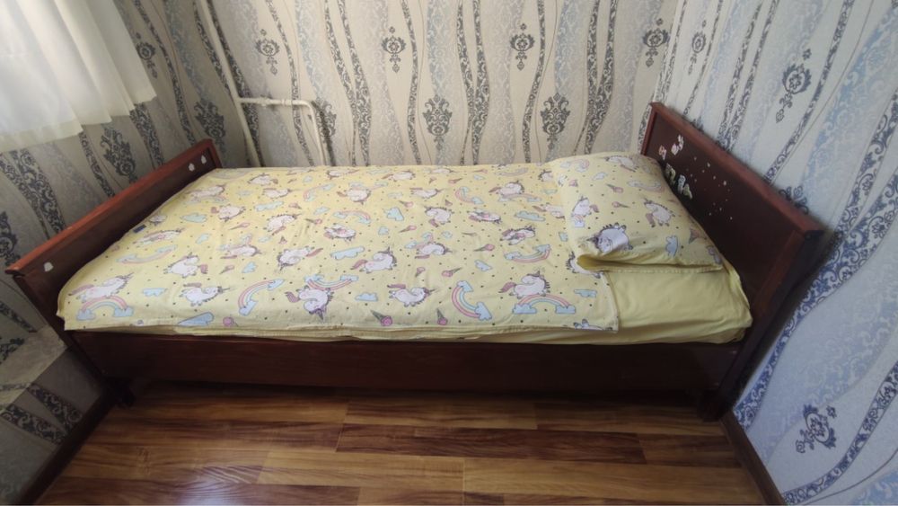 Продается деревянная кровать