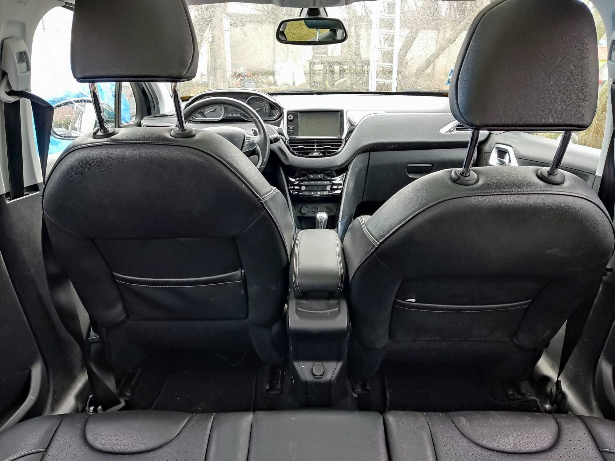 Peugeot 2008 automata full piele trapa panoramica