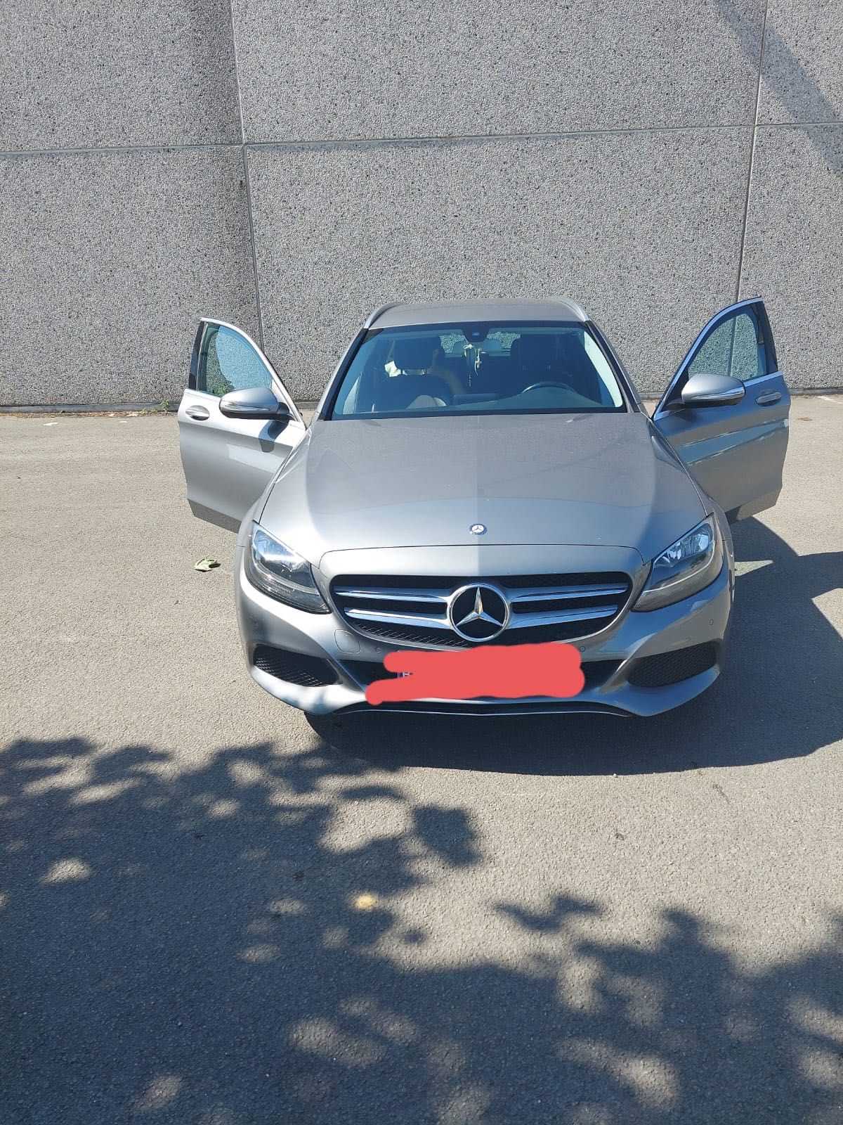 Mercedes- benz C200 2015