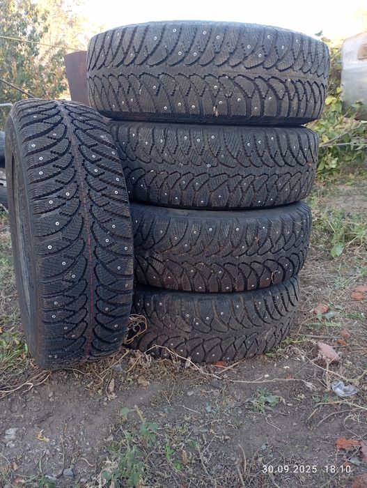 Продам зимнюю резину
