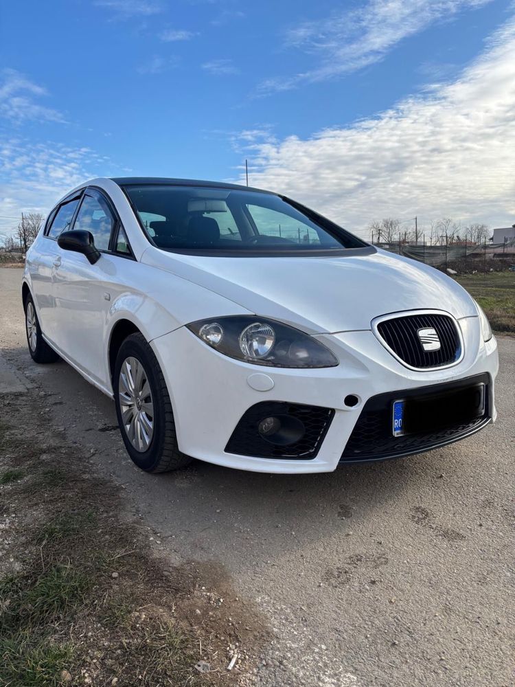 Dezmembrez Seat Leon FR 2.0 diesel bkd an 2008