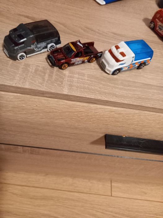 Machetute Hot wheels