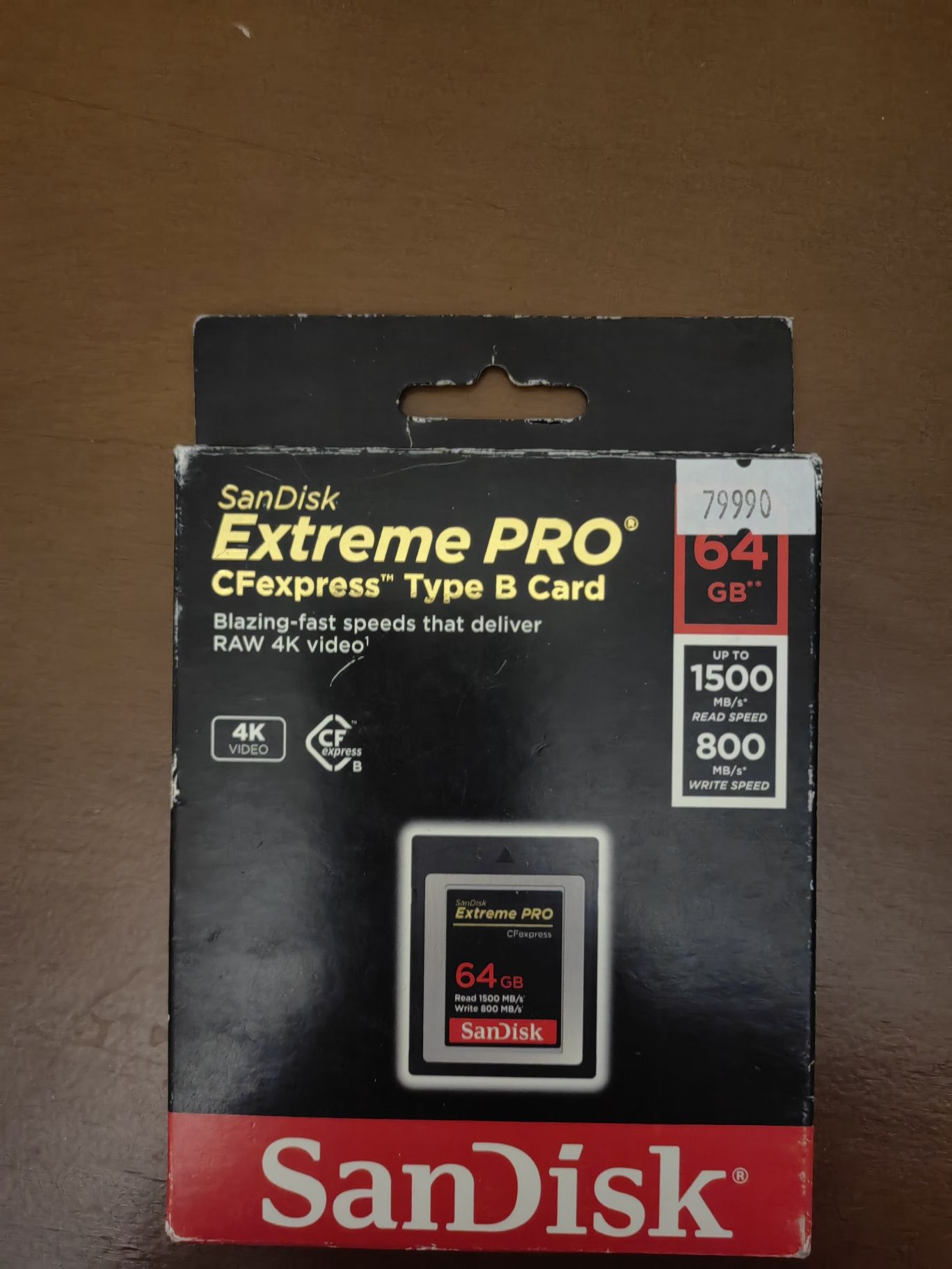 Продам карту памяти CFexpress type B для Nikon Z и Panasonic S