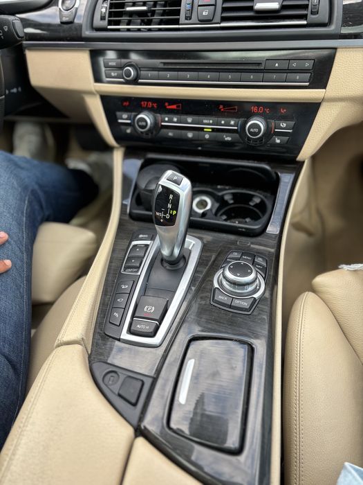 BMW F10 XDRIVE full trapa/5butoane/NIGHTVISION/CAMERA360
