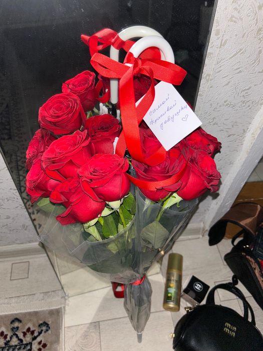 Свежие красные розы – 6000 тг