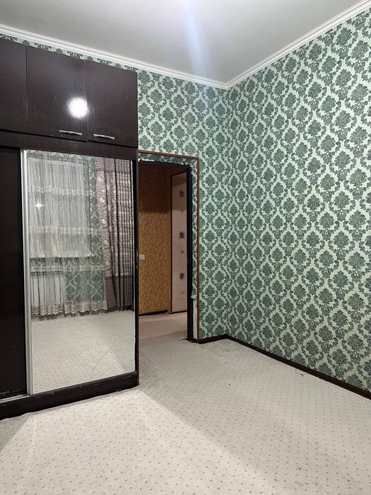 Янги домда 2этажда 2хонали кв срочна 32.000$га сотилади