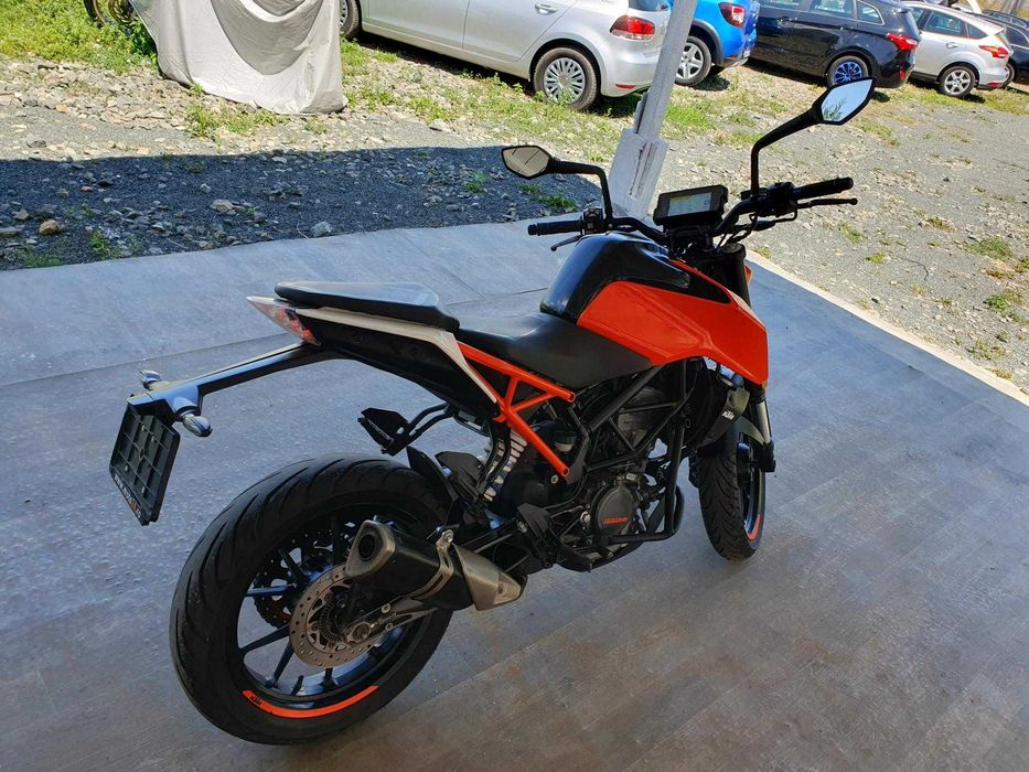 Racing KTM IS Duke 125/125 CC/ 15 CP/48753 KM/PERMIS A1 /Rata 100 euro