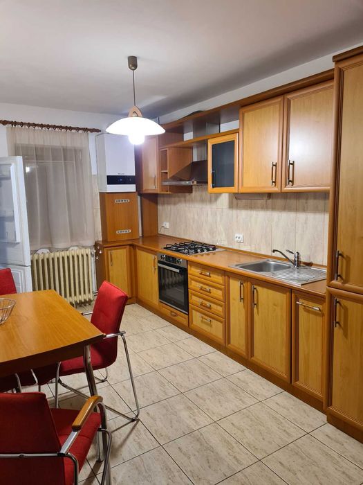 Ap. 3 camere Gheorgheni, zona Titulescu