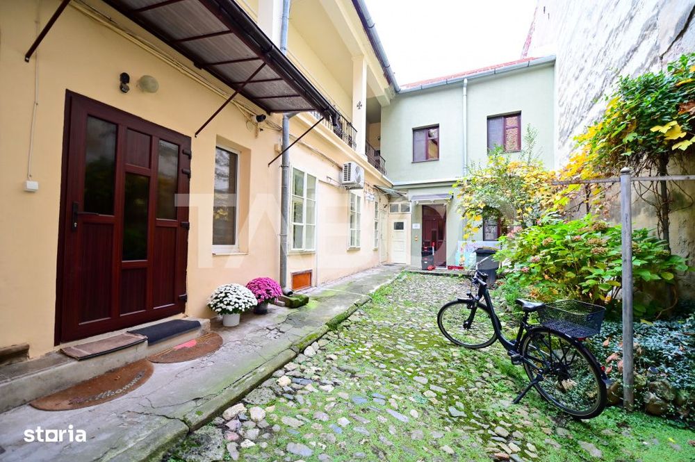 Apartament 3 camere mobilat - pe strada G-Ral Magheru-  Pet Friendly