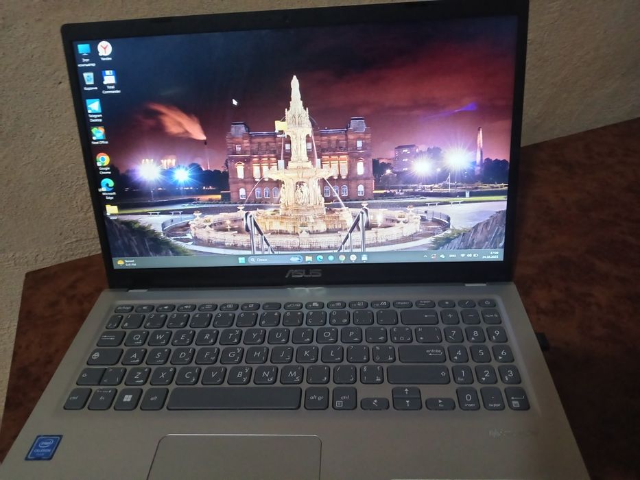 Noutbuk lptop yaxshi