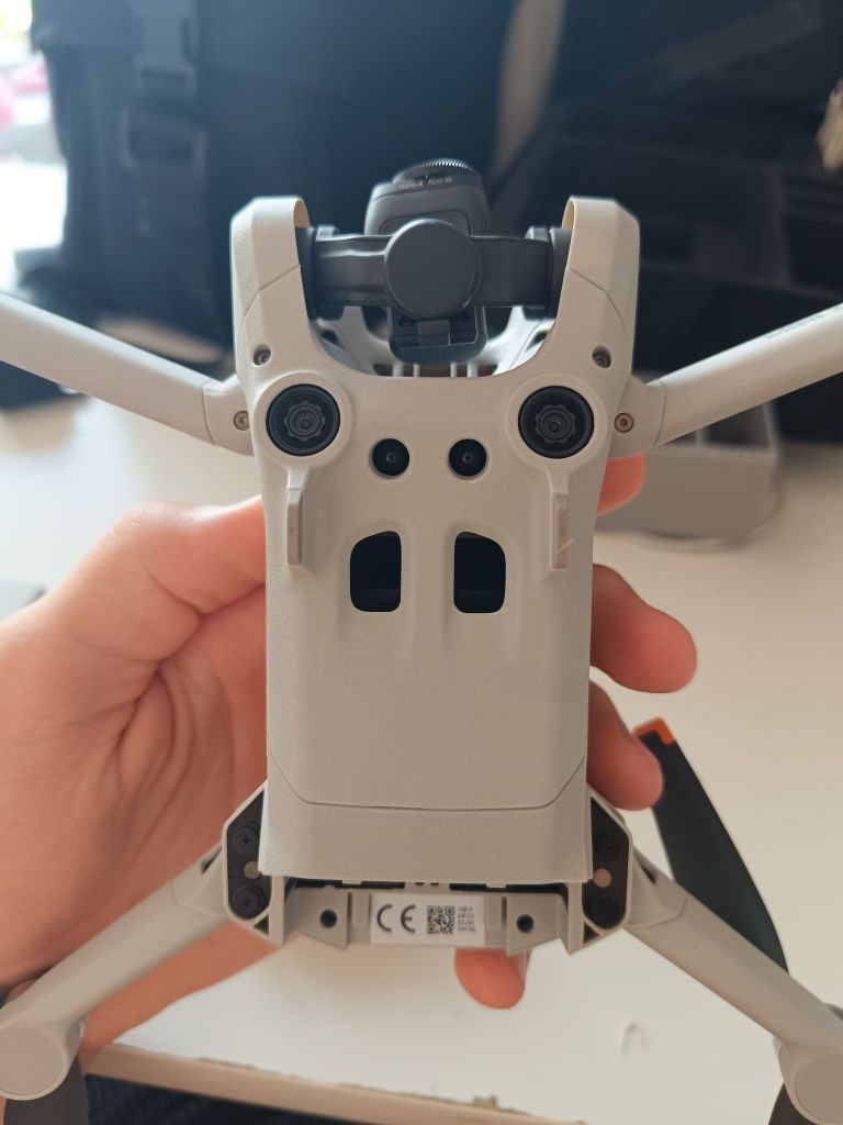 Drona Dji mini3 pro noua 3 baterii