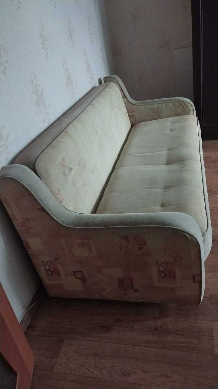 Продам диван, бу, за 1300 тг.