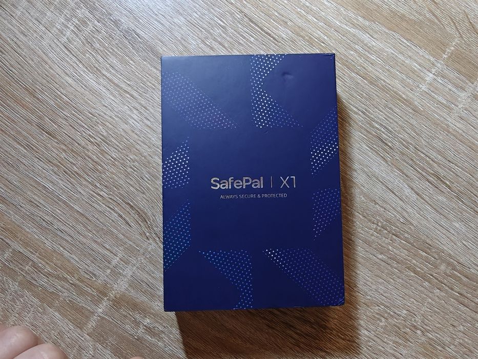 SafePal X1 – Hardware Wallet (portofel cryptomonede)