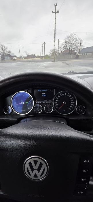 vand sau schimb vw toareg 2009...3.0 pe arcuri facelift