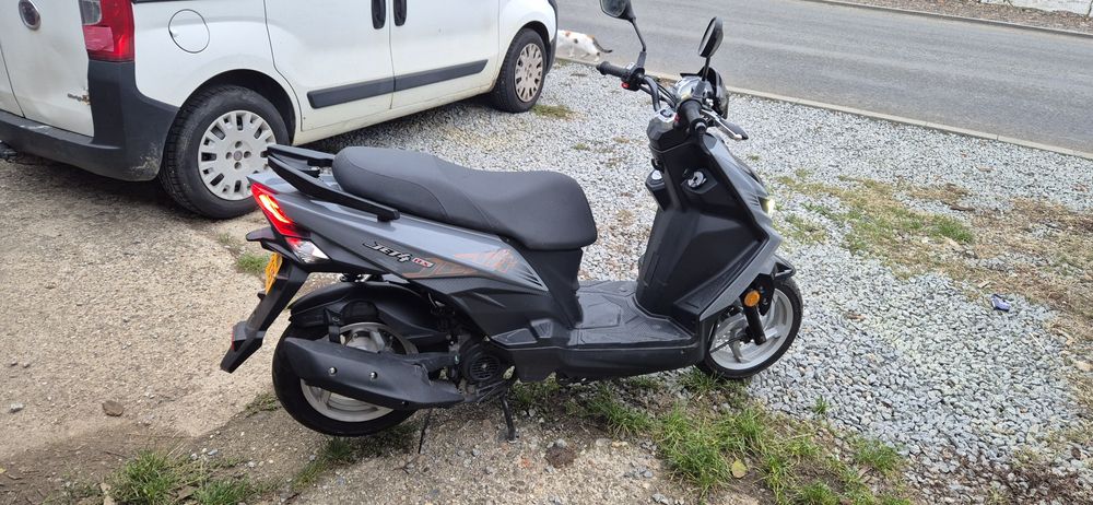 Scuter SYM 50cm nou schimb cu 125cm