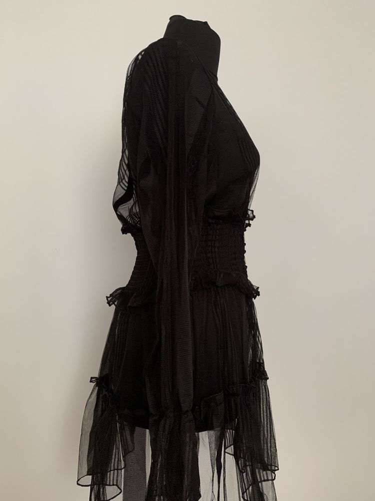 Rochie de plaja neagra cu volane